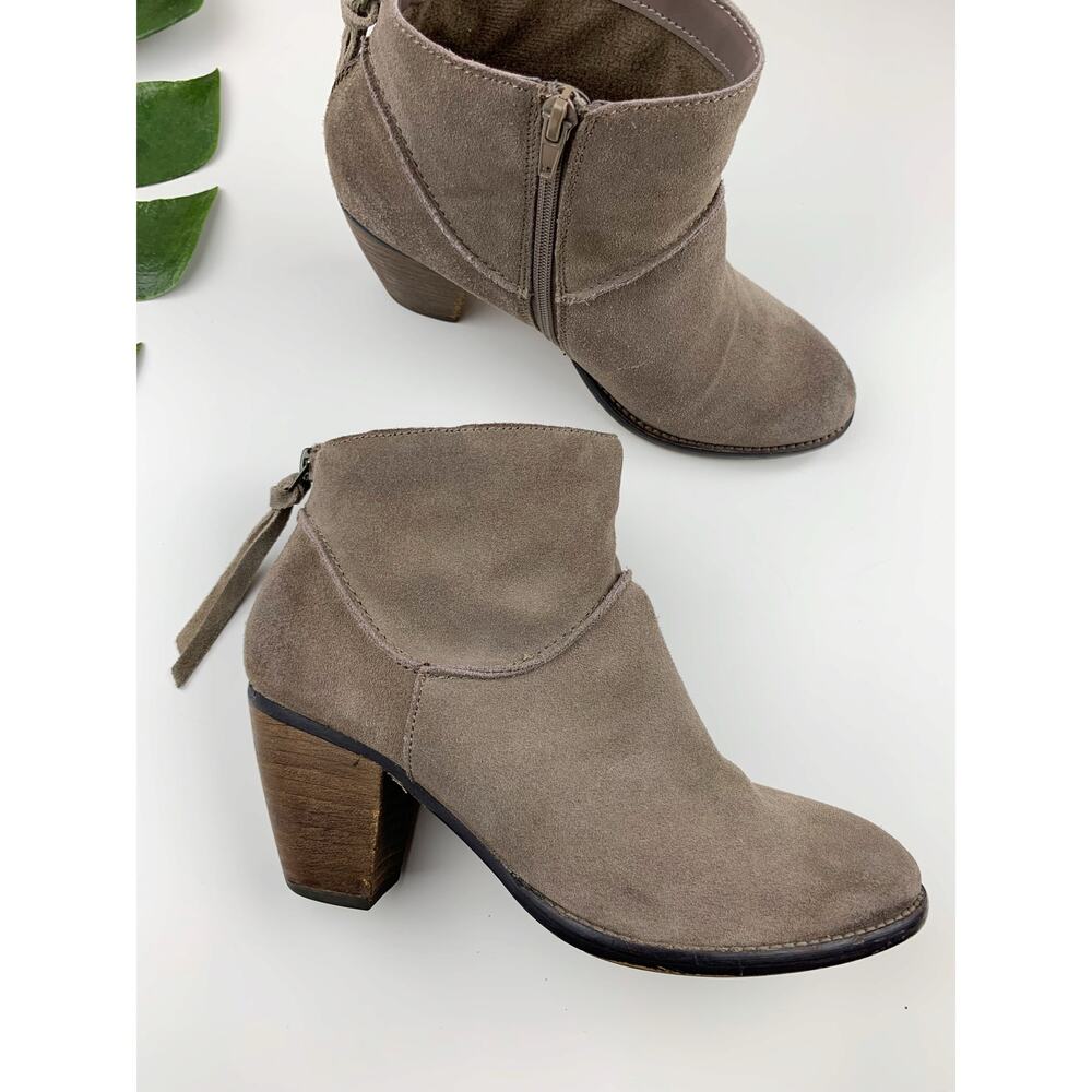 Steve Madden Milaan Ankle Boots Taupe Suede Block Heels Booties Women's 8.5